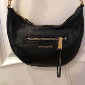 Black michael Kors crossbody
